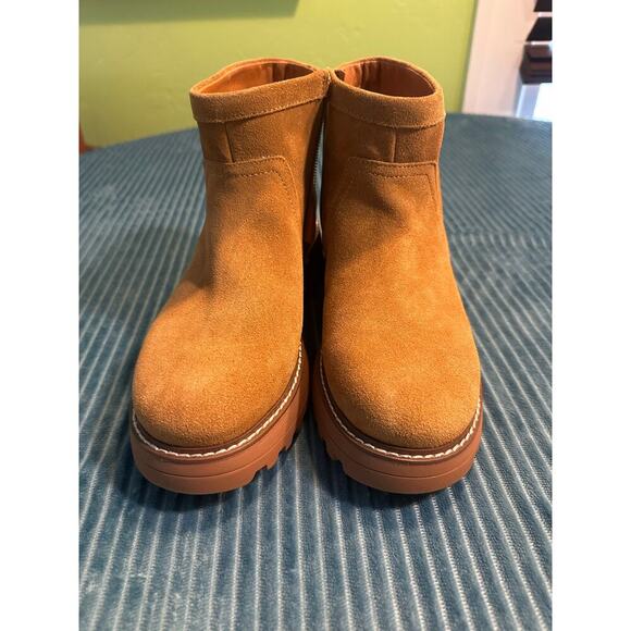 Lucky Brand Leather Boots Size 7 - Never Worn! - Picture 1 of 5